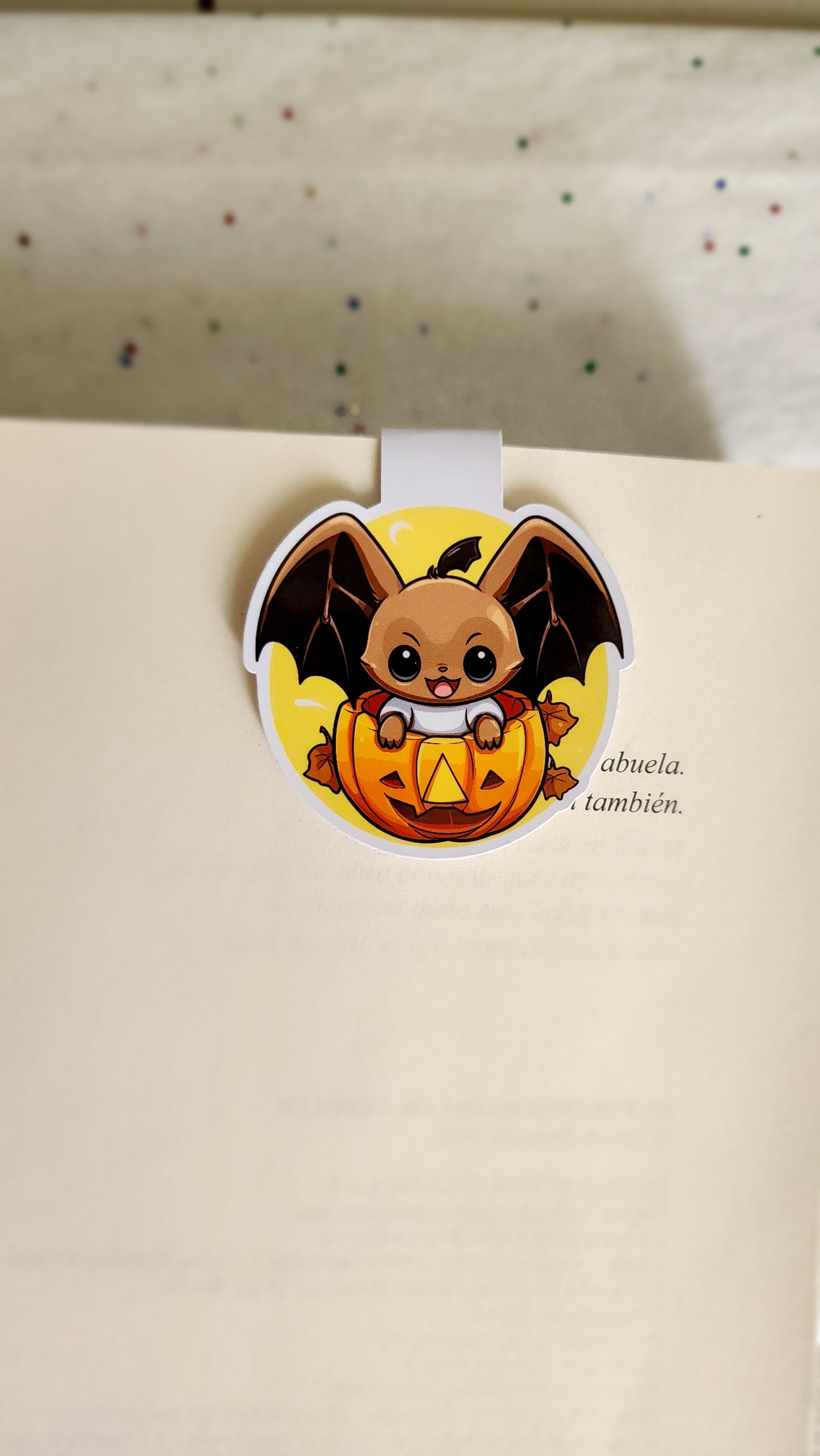 Halloween themed bookmark. Baby bat pumpkin bookmark. magnetic bookmark. Reading accesories. handamade bookmark. Book Gift. Cute page marker